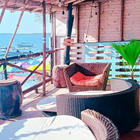 Afronautica Zulu Pensión Cartagena