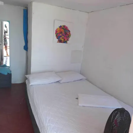 Pensión Afronautica Zulu