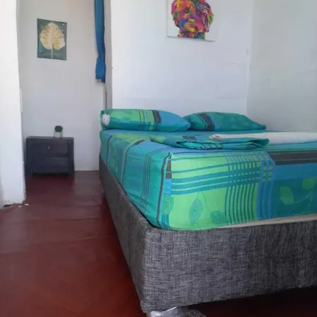 Afronautica Zulu Pensión Cartagena